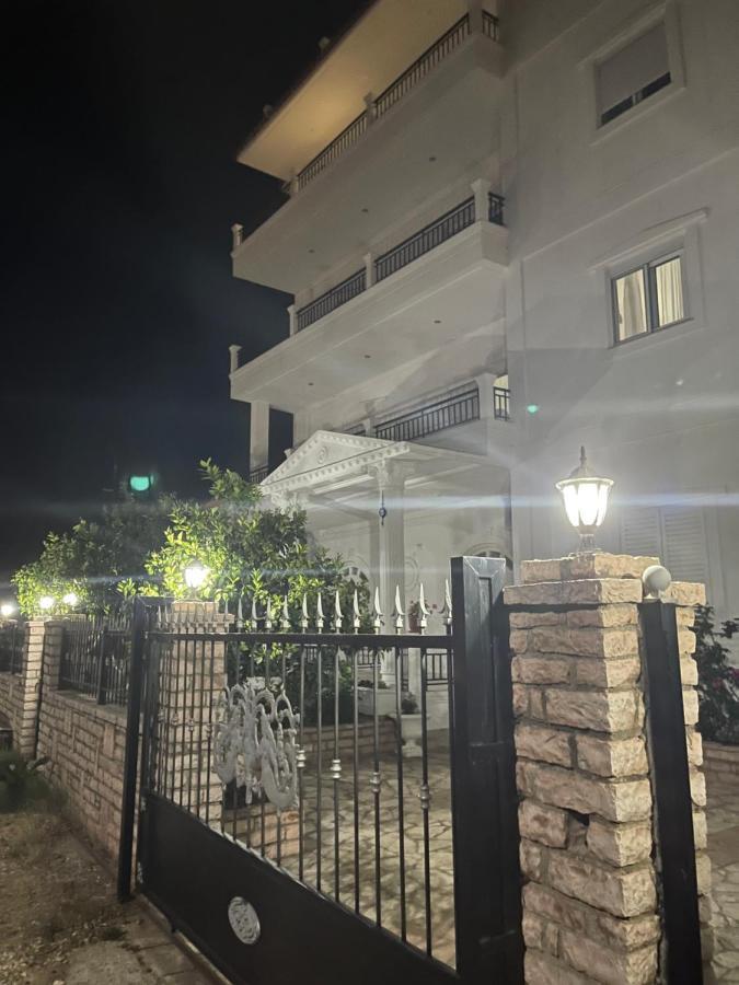 Villa Sildi Sarandë Exteriör bild