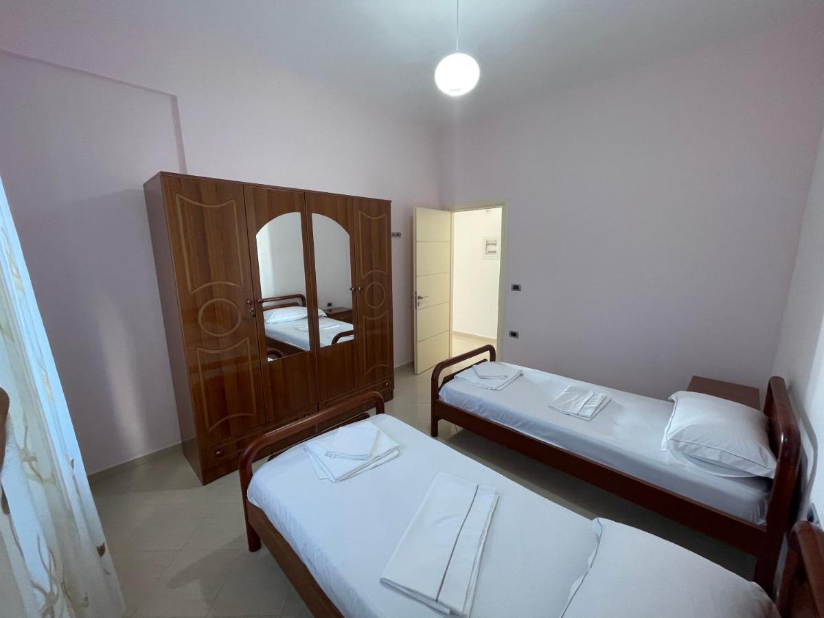 Villa Sildi Sarandë Exteriör bild