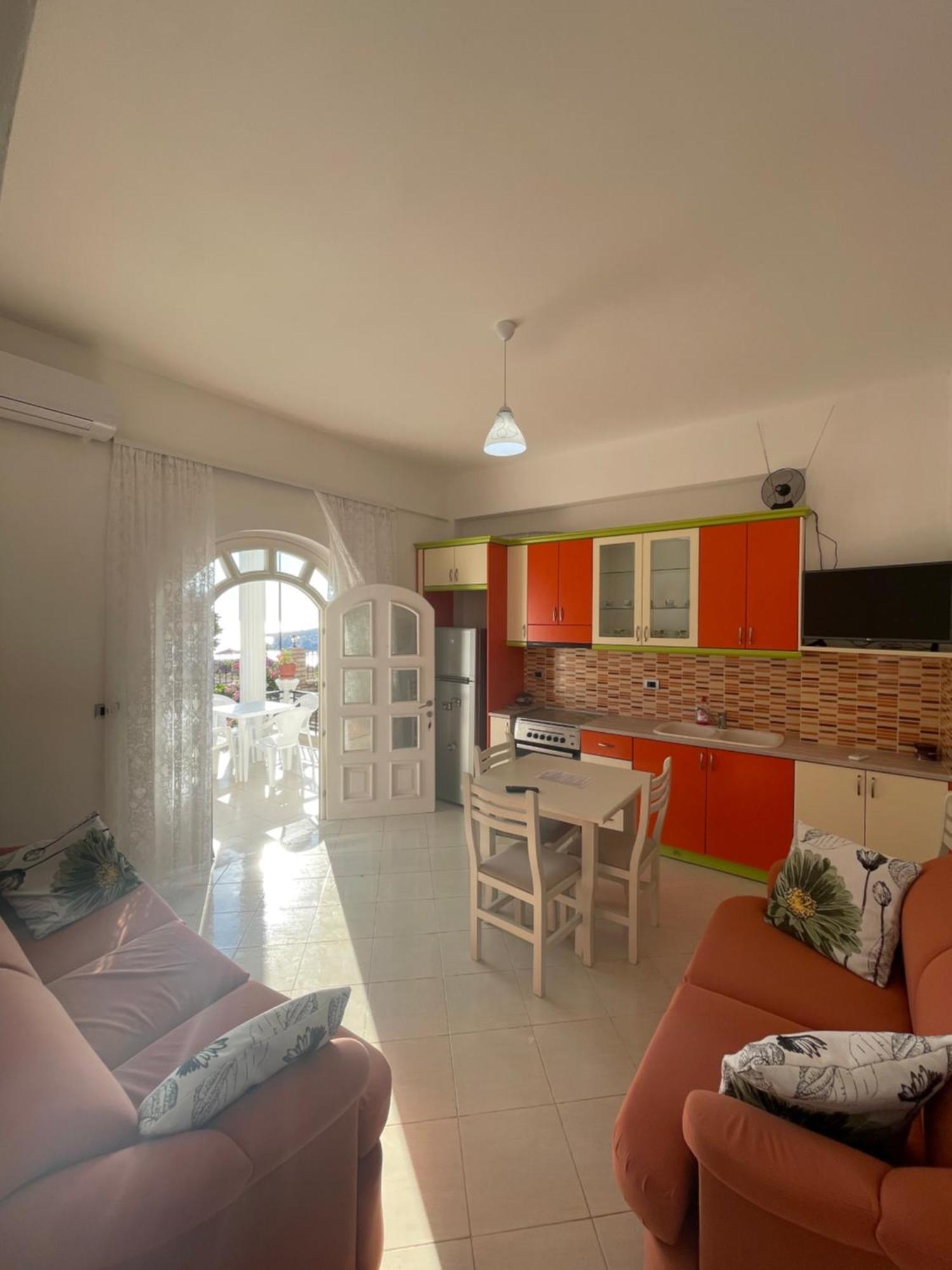 Villa Sildi Sarandë Exteriör bild